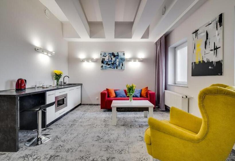 آپارتمان سوپریور 1 خوابه, Savoy Mariacka Apartments