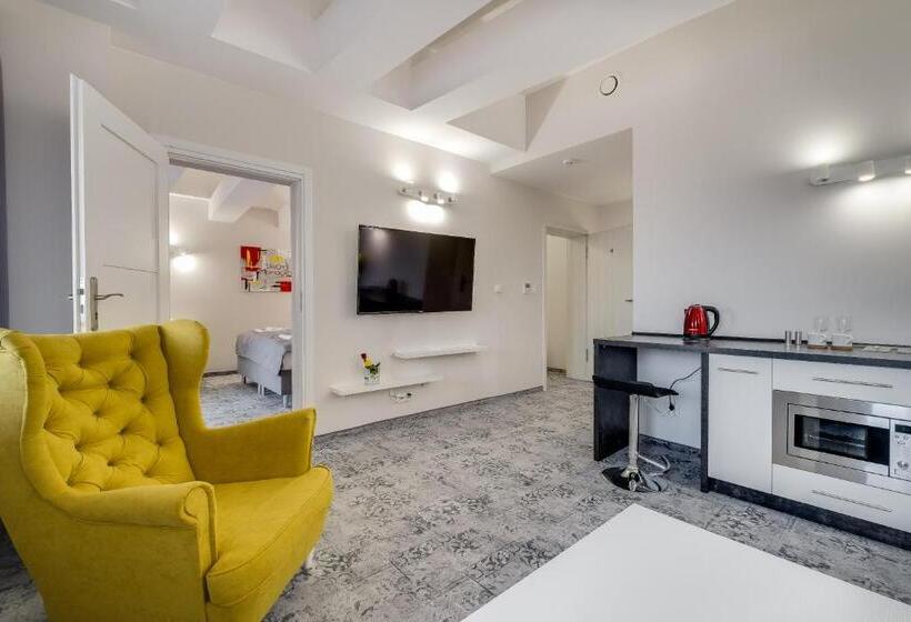 آپارتمان سوپریور 1 خوابه, Savoy Mariacka Apartments