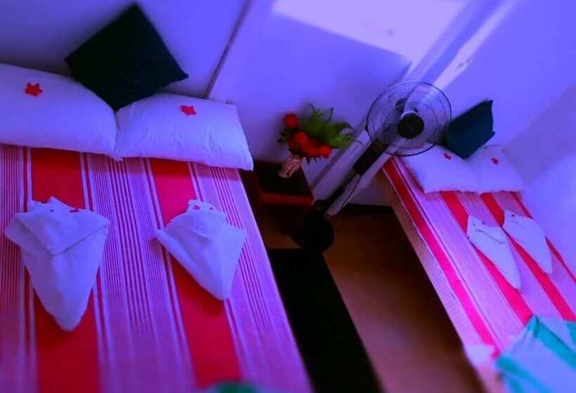 חדר משפחתי נוף לים, Luna Beach Home & Cabanas