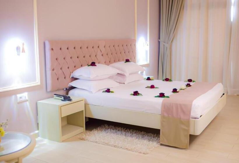 Triple Room Sea View, Amir Palace