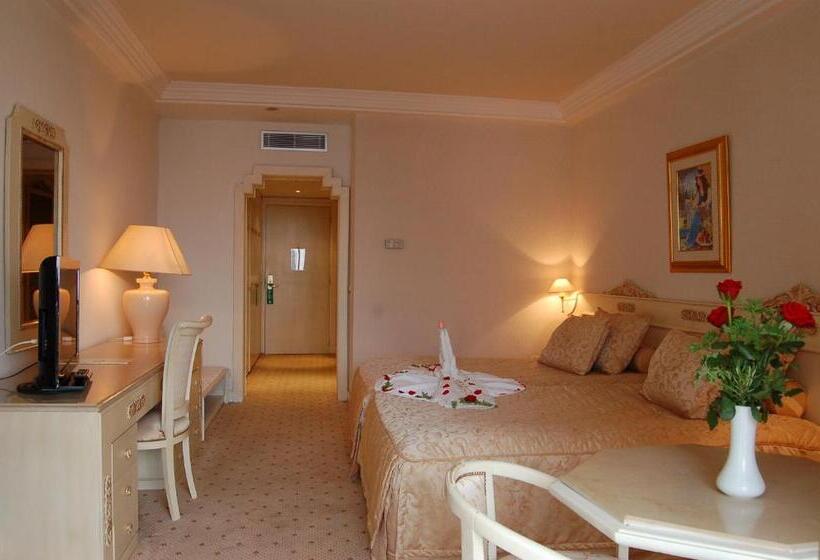 Triple Room Sea View, Amir Palace