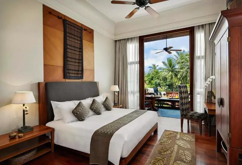 سوییت جونیور با چشمانداز دریاچه, Anantara Hua Hin Resort