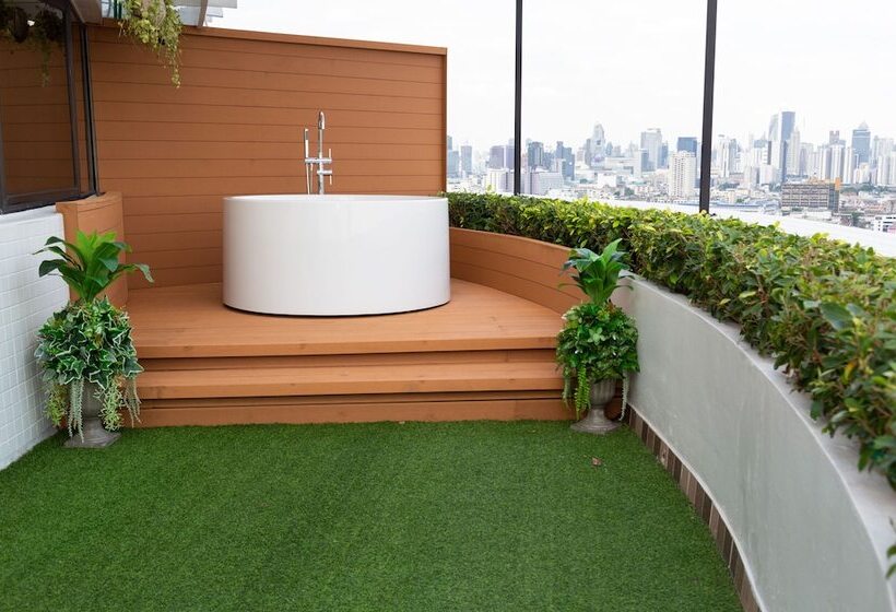 سوییت, Grand China Bangkok