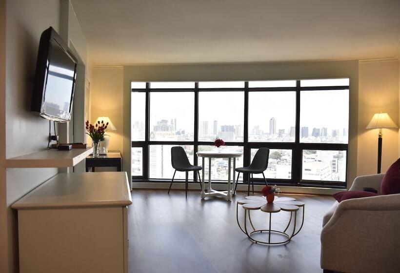 سوئیت با چشمانداز رودخانه, Grand China Bangkok