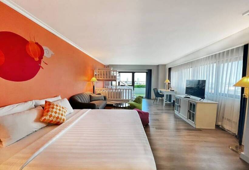 سوئیت کلاب, Grand China Bangkok