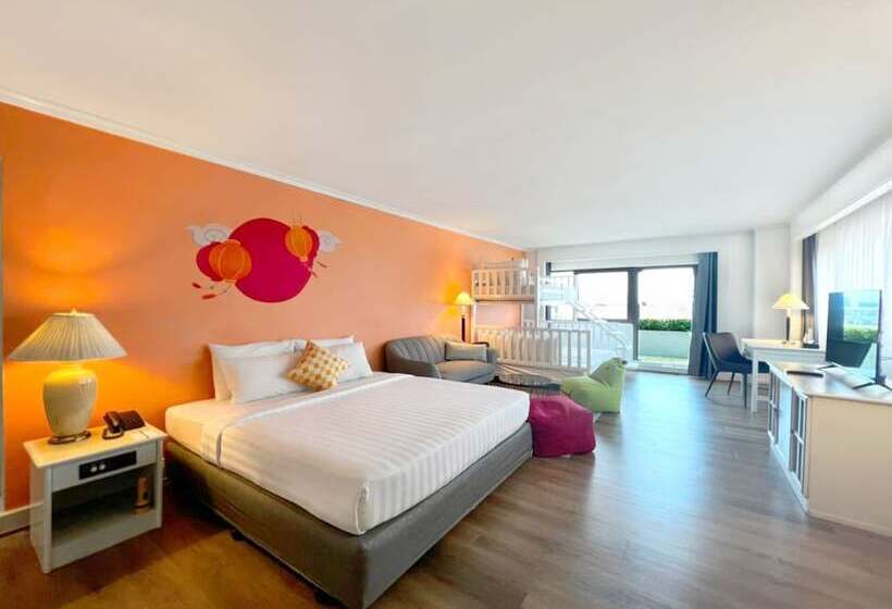 سوئیت کلاب, Grand China Bangkok