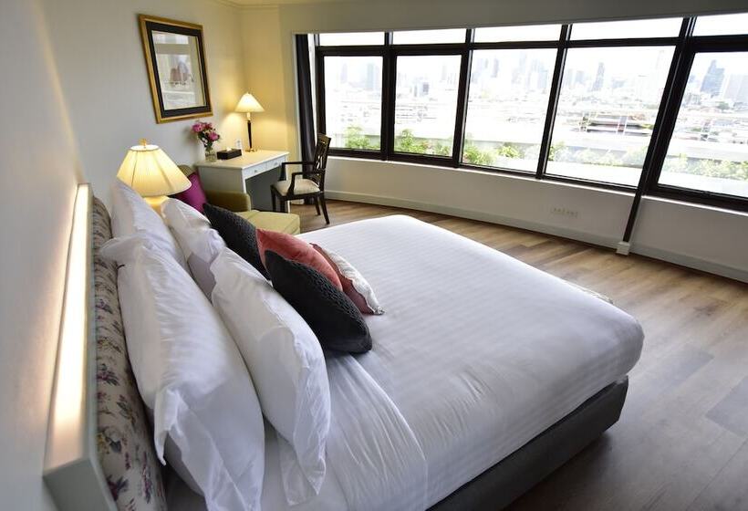 سوئیت با چشمانداز رودخانه, Grand China Bangkok