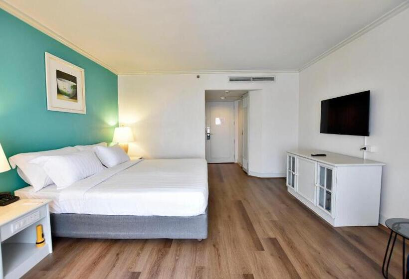 اتاق سوپریور با تخت بزرگ, Grand China Bangkok