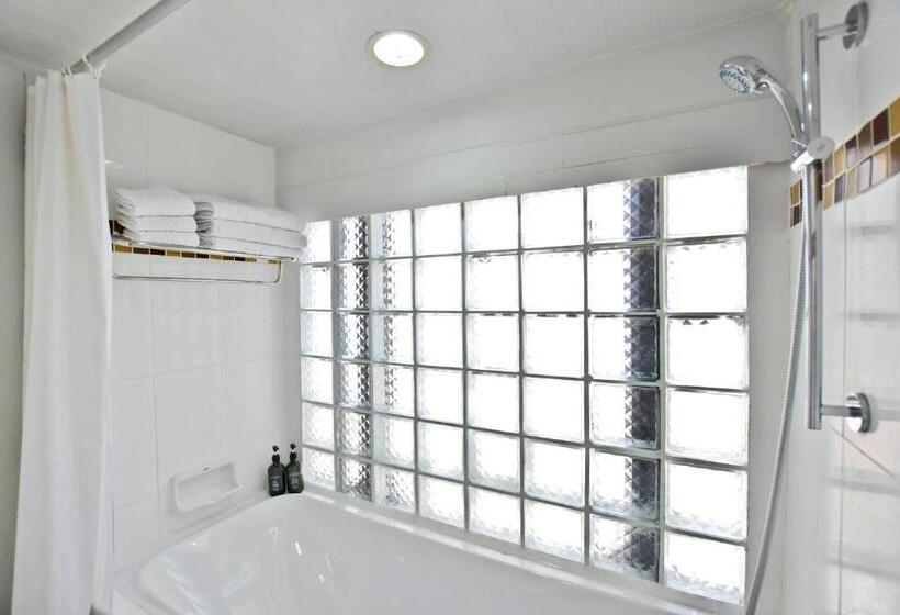 سوییت جونیور با چشمانداز شهر, Grand China Bangkok