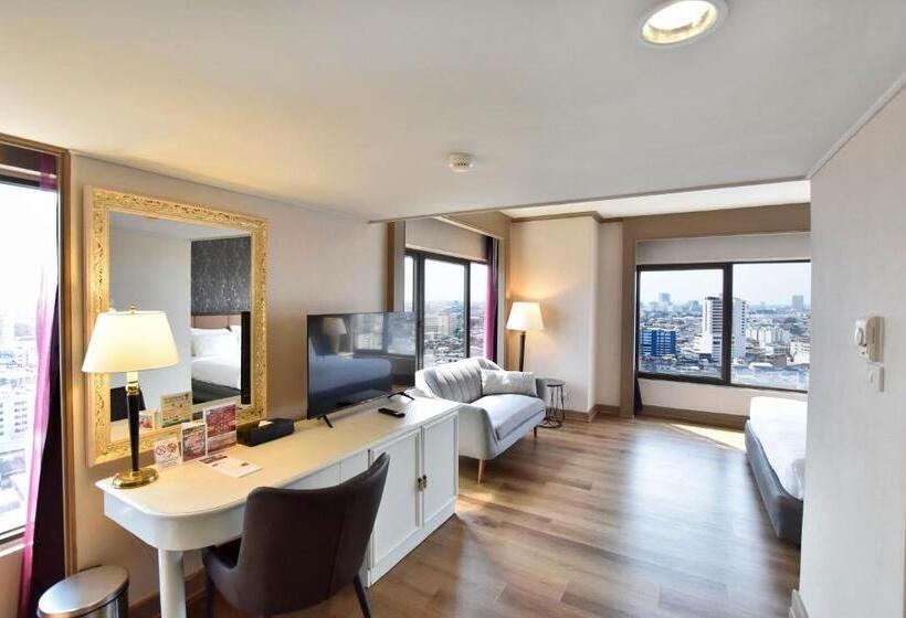 اتاق لوکس با تخت بزرگ, Grand China Bangkok