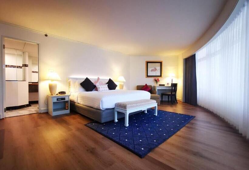 سوئیت با چشمانداز رودخانه, Grand China Bangkok