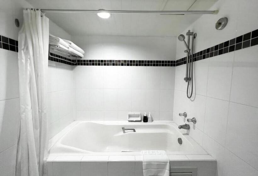 سوئیت کلاب, Grand China Bangkok