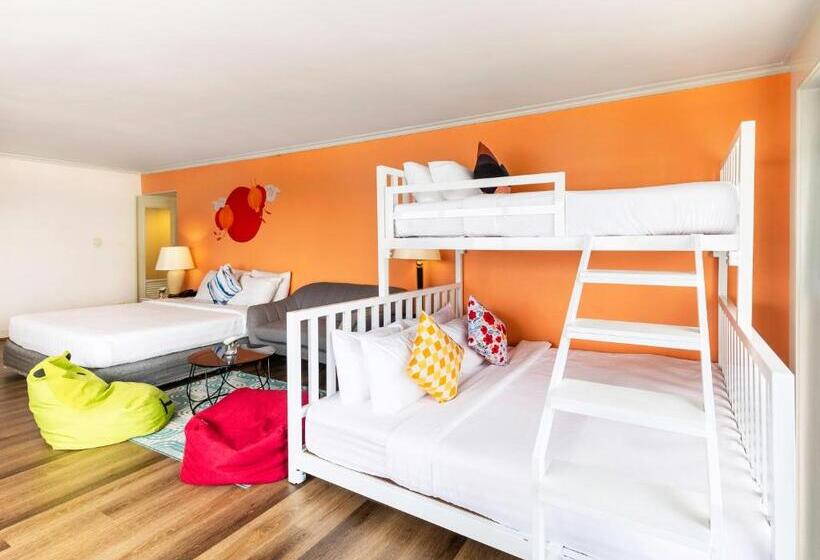 سوئیت کلاب, Grand China Bangkok