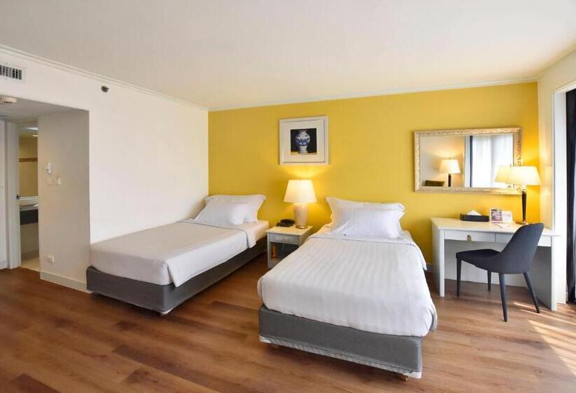 اتاق سوپریور با چشمانداز شهر, Grand China Bangkok