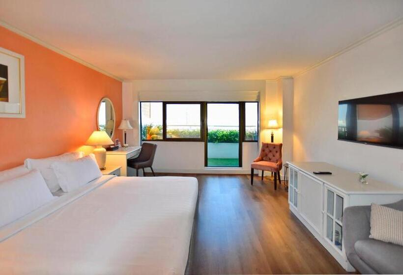 اتاق لوکس با تخت بزرگ, Grand China Bangkok