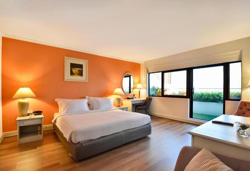 اتاق لوکس با تخت بزرگ, Grand China Bangkok