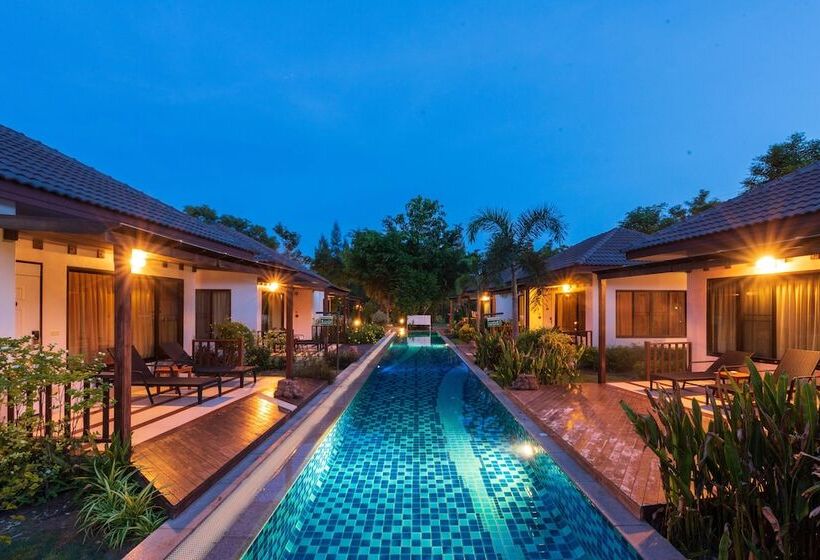 וילה עם חדר שינה אחד ובריכת שחיה, Pinnacle Grand Jomtien Resort and Beach Club