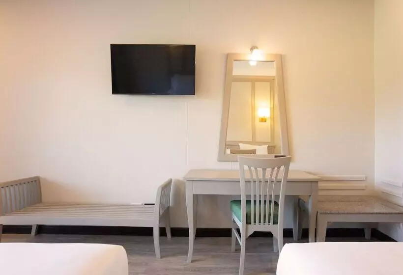 デラックスルーム, Pinnacle Grand Jomtien Resort and Beach Club