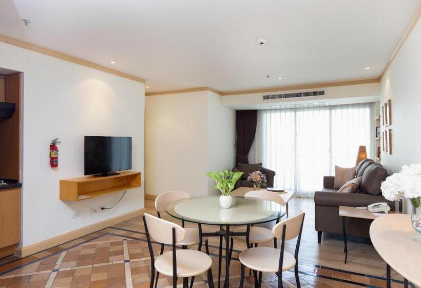 Quarto Superior, Riverfront Bangkok