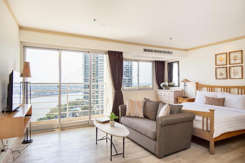 Quarto Estandar, Riverfront Bangkok