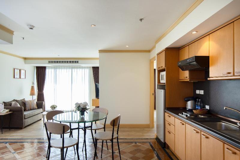 Quarto Estandar, Riverfront Bangkok