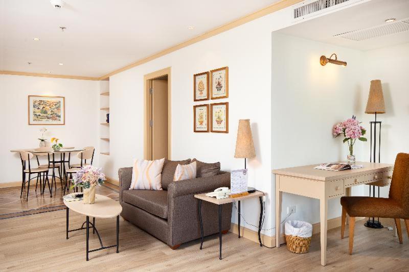 Quarto Estandar, Riverfront Bangkok