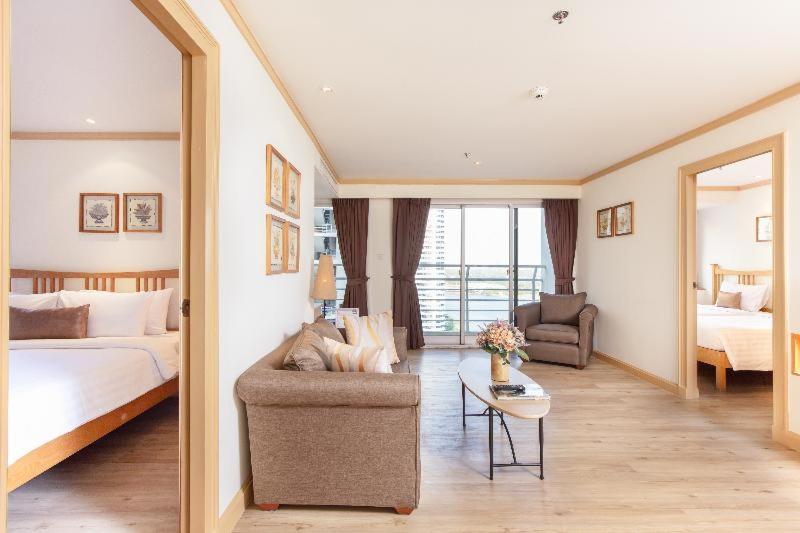 Quarto Estandar, Riverfront Bangkok