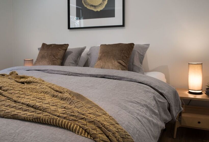 Дом 2 Спальни, Bodhi