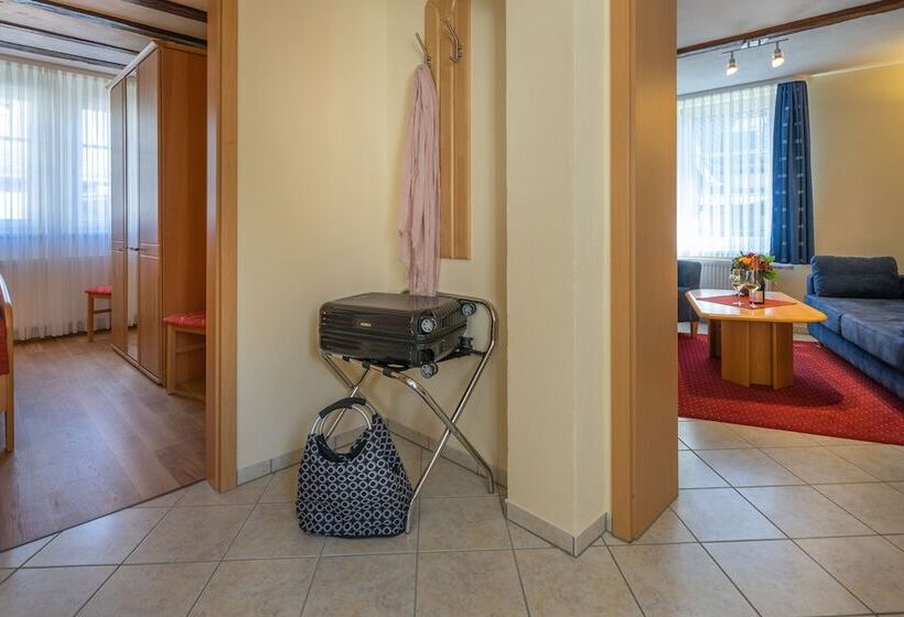 침실 1개 아파트, Altkölnischer Hof