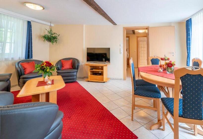 침실 2개 아파트, Altkölnischer Hof