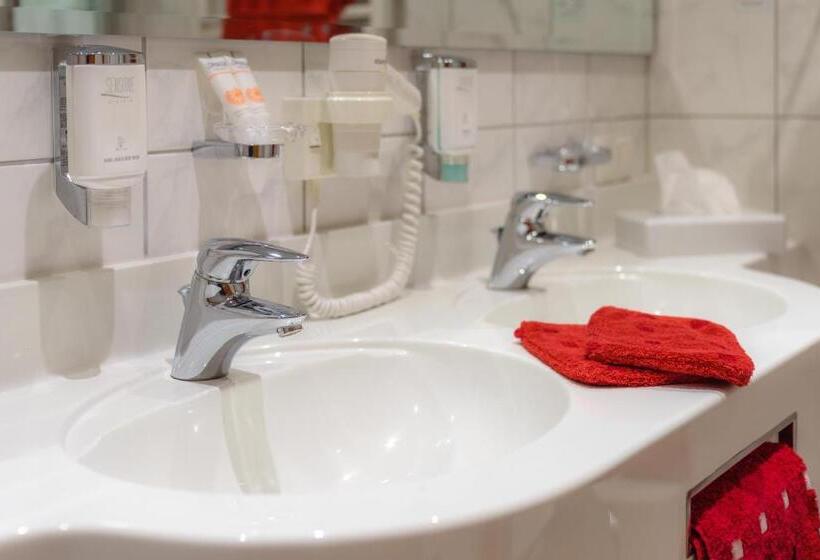 주니어 스위트, Altkölnischer Hof