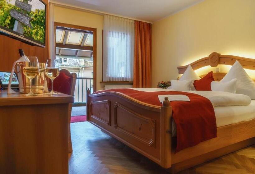 Classic room with balcony, Altkölnischer Hof