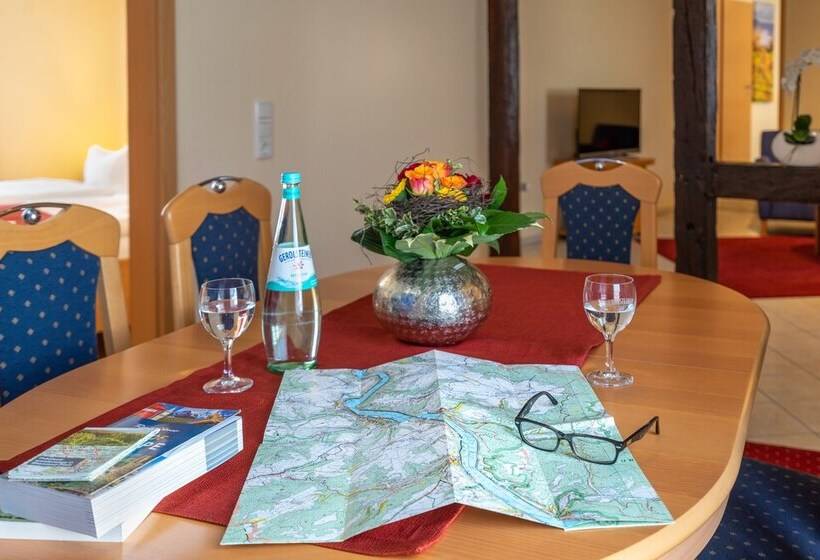 침실 1개 아파트, Altkölnischer Hof