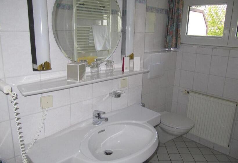 جناح, Pension Marie Luise, Hotel Garni