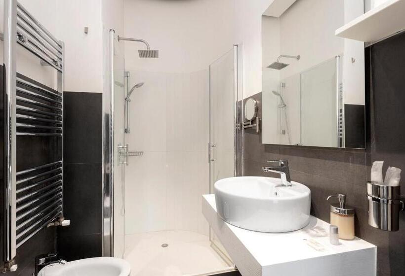 اتاق استاندارد, Maison Piazza Cavour