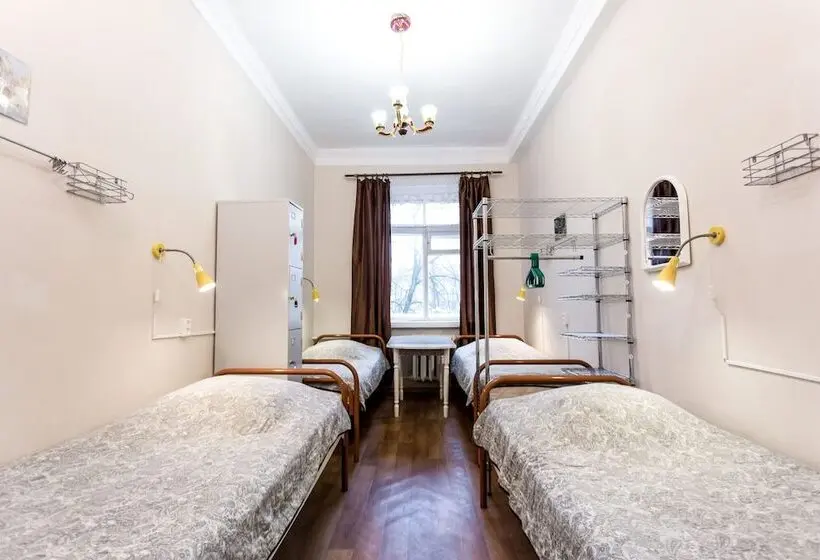 Economy Quadruple Room, All Seasons   Hostel