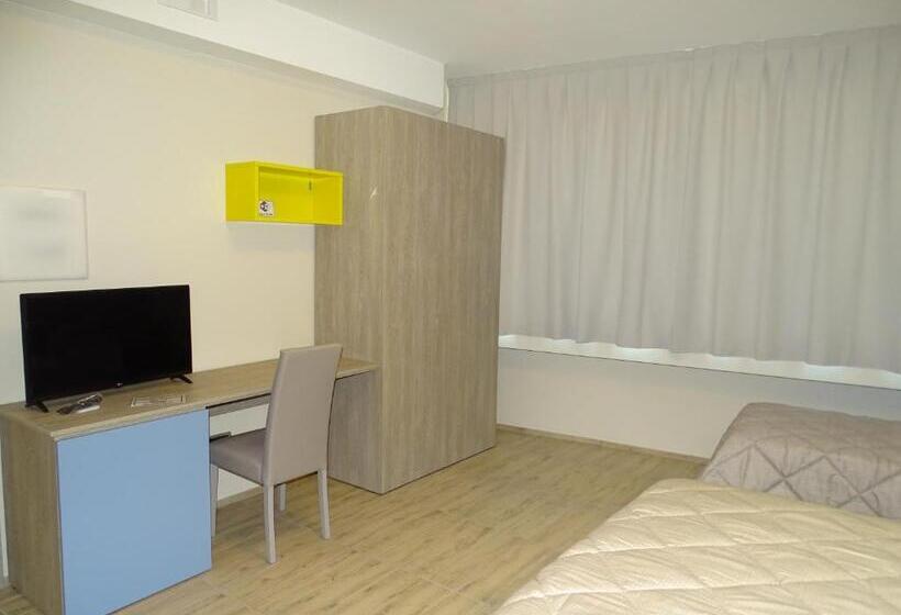 四人标准间, B&b Carrabs