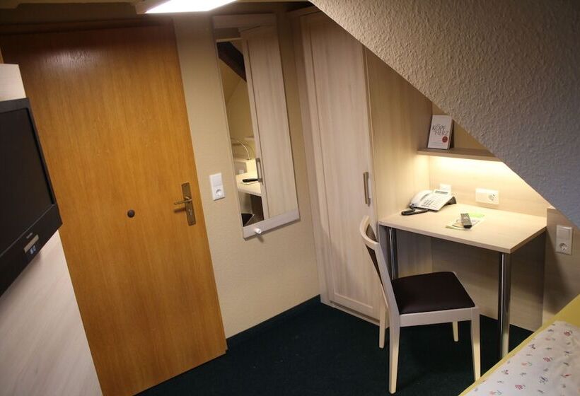 Номер Economy Индивидуальный, Digitales Event & Hochzeitshotel Zum Grünen Baum