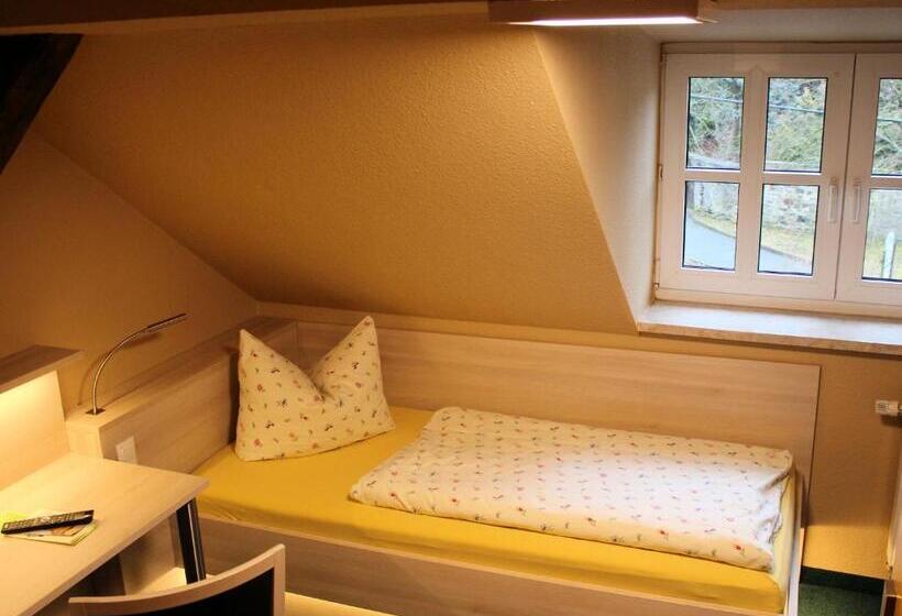 Номер Economy Индивидуальный, Digitales Event & Hochzeitshotel Zum Grünen Baum