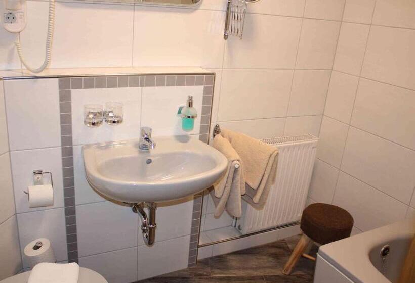 Номер бизнес-класса, Digitales Event & Hochzeitshotel Zum Grünen Baum