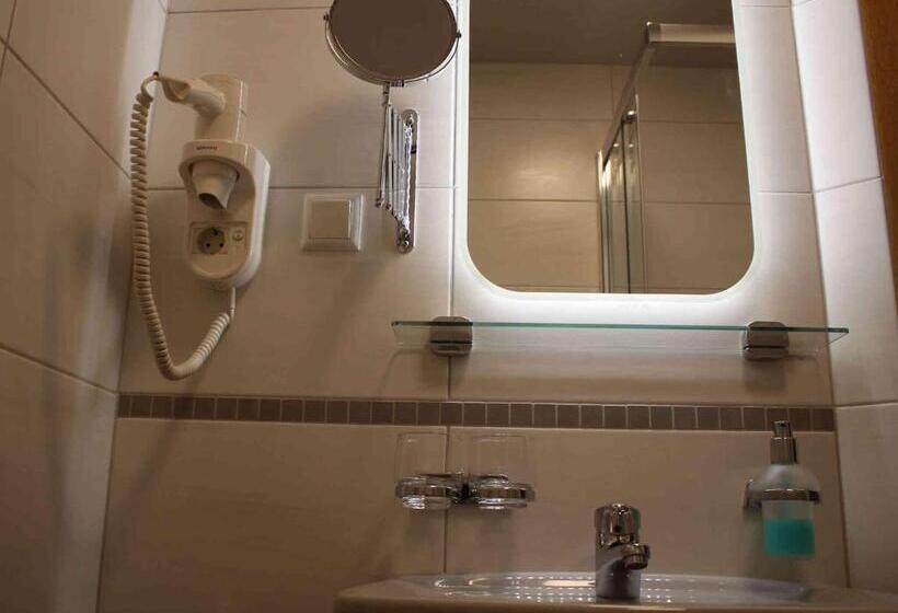 Номер бизнес-класса, Digitales Event & Hochzeitshotel Zum Grünen Baum