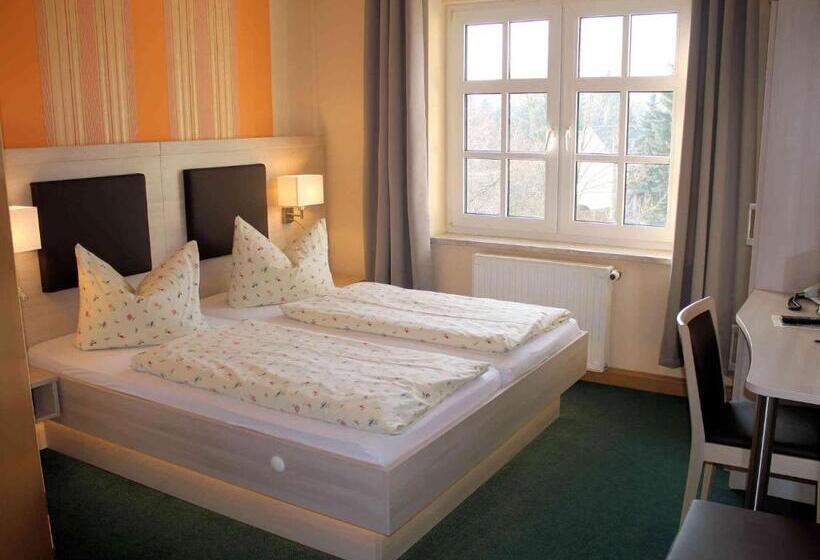 Номер бизнес-класса, Digitales Event & Hochzeitshotel Zum Grünen Baum