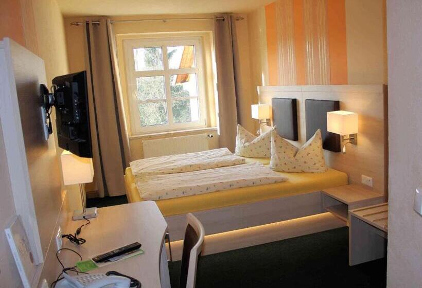 Номер бизнес-класса, Digitales Event & Hochzeitshotel Zum Grünen Baum