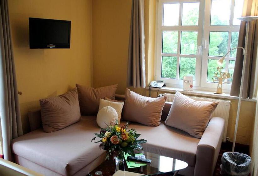 Номер Комфорт, Digitales Event & Hochzeitshotel Zum Grünen Baum