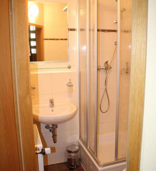 Номер Комфорт, Digitales Event & Hochzeitshotel Zum Grünen Baum