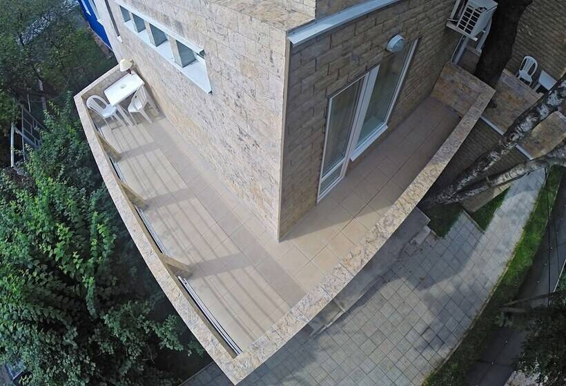 Junior Suite mit Balkon, Guest House Miya Domodedovo