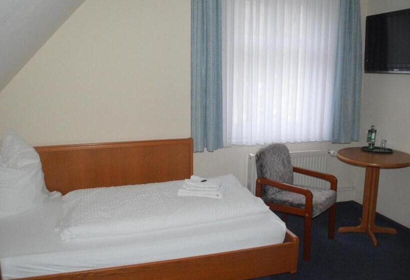 Номер Стандарт Индивидуальный, Zum Weserdampfschiff