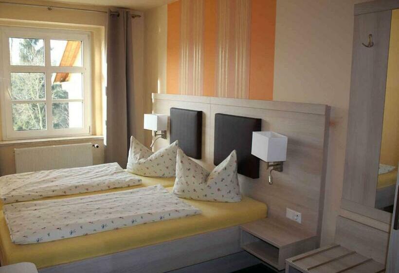 Номер бизнес-класса, Digitales Event & Hochzeitshotel Zum Grünen Baum