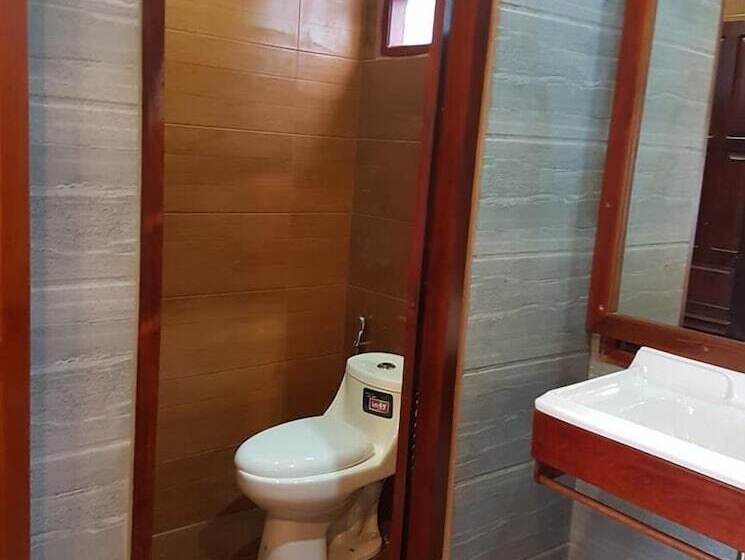 اتاق لوکس سه تخته, Akira Heritage