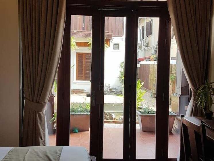 اتاق لوکس سه تخته, Akira Heritage